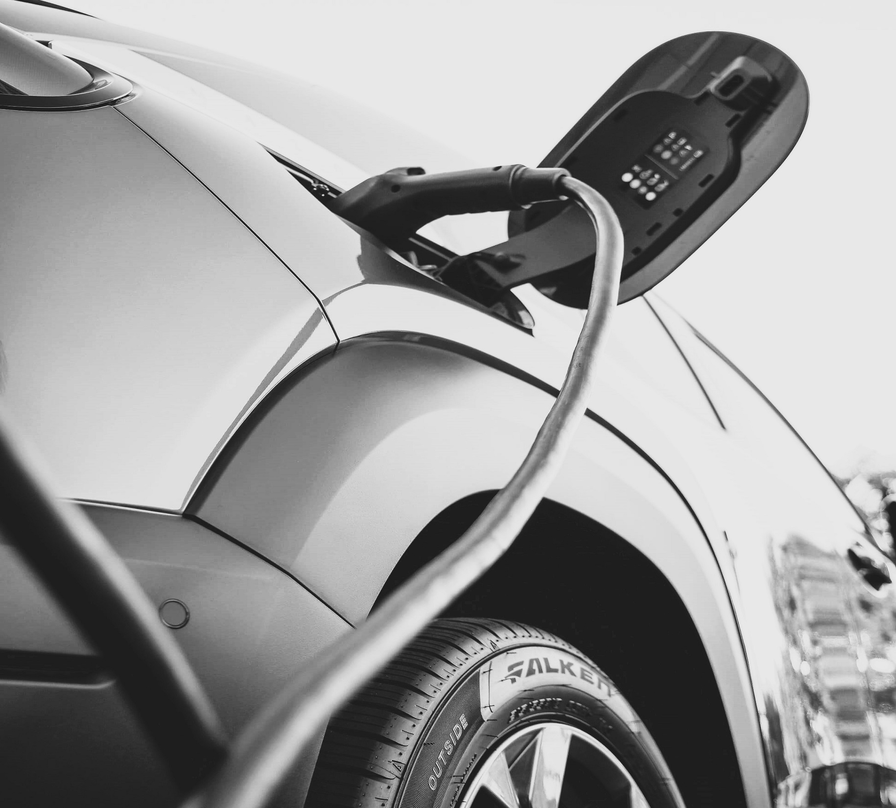 Carvato Electric Charging Vehicle